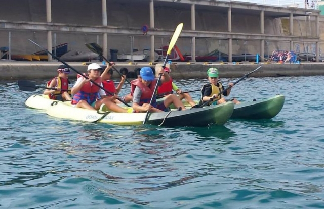 carrera en kayak